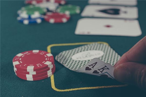 Nằm mơ thấy chơi bài poker