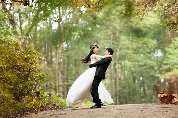 Nằm mơ thấy bigamy có ý nghĩa gì?